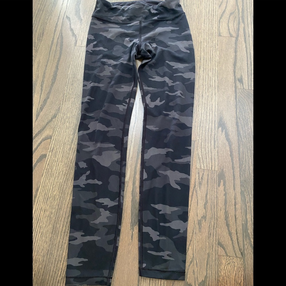 camo leggings